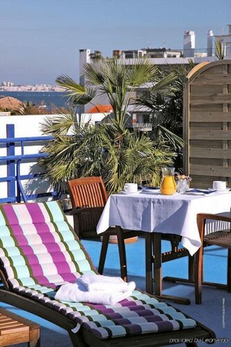 Гостиница Hotel Palm Beach в Каннах