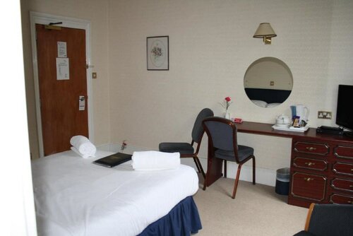 Гостиница Uno Thames Hotel в Мейденхеде