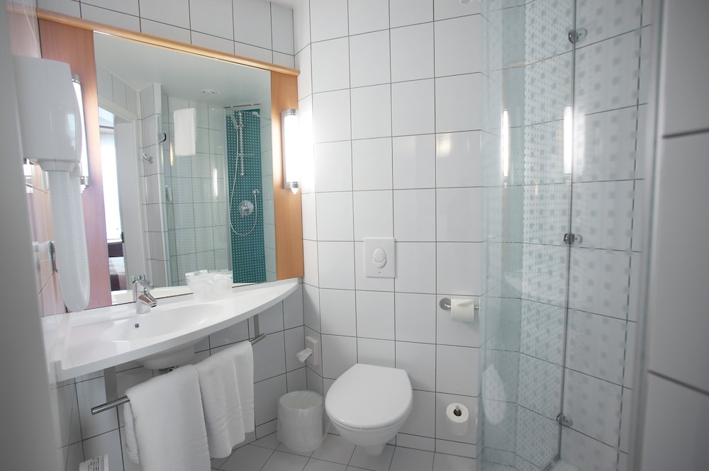 Фото Ibis Styles Kaunas Centre