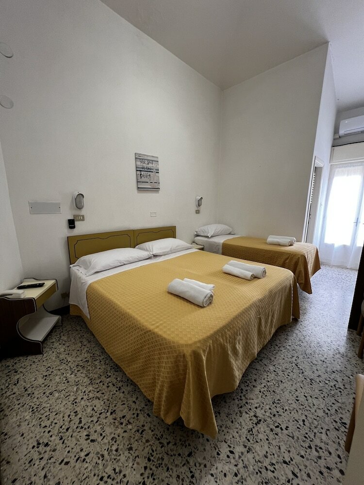 Фото Hotel Till