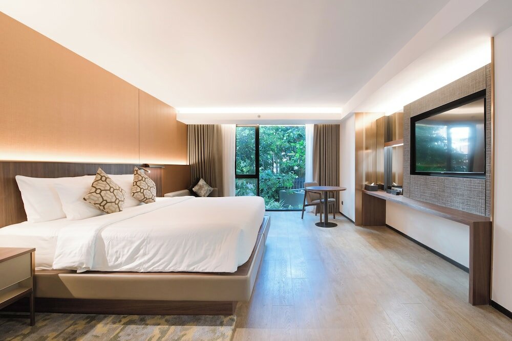 Фото Gardina Asoke Hotel & Residence