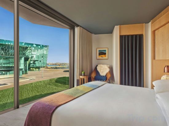 Фото The Reykjavik Edition