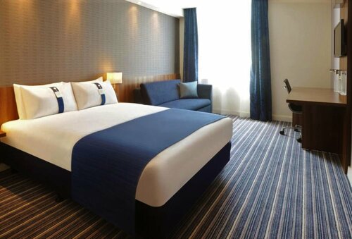 Гостиница Holiday Inn Express Poole, an Ihg Hotel в Пуле