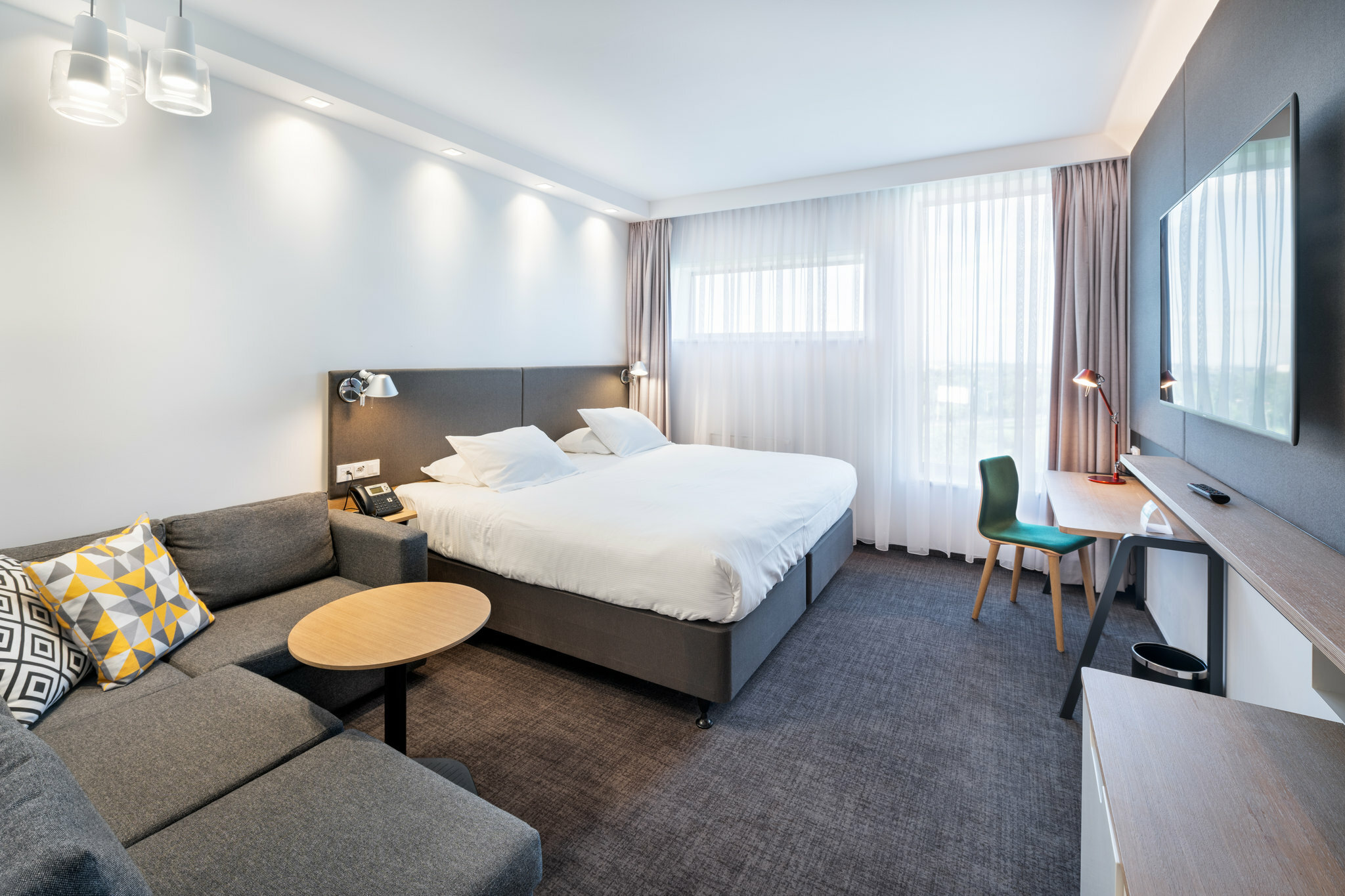 Фото Holiday Inn Prague Airport 