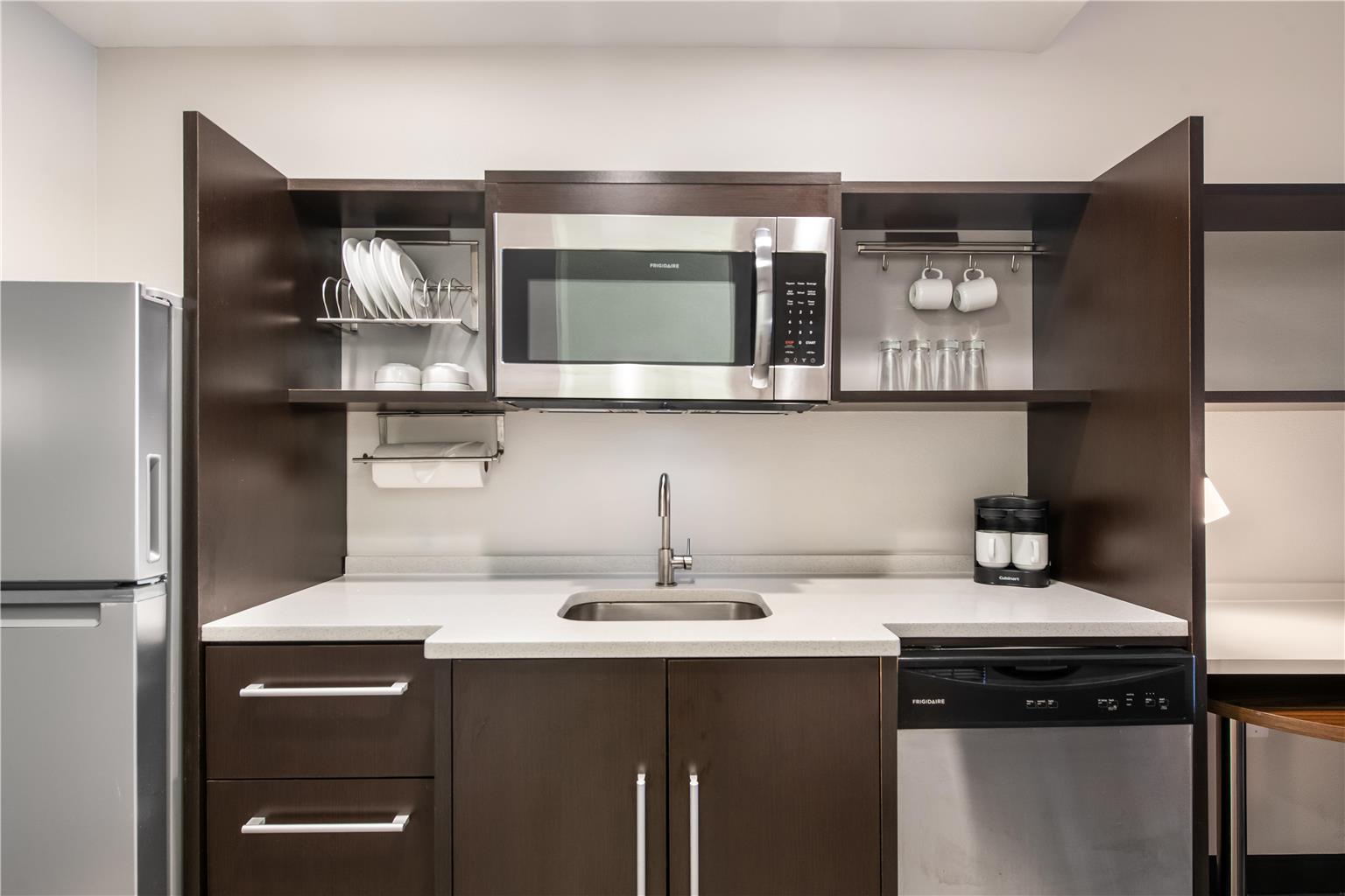 Фото Home2 Suites by Hilton Pensacola I-10 at North Davis Hwy