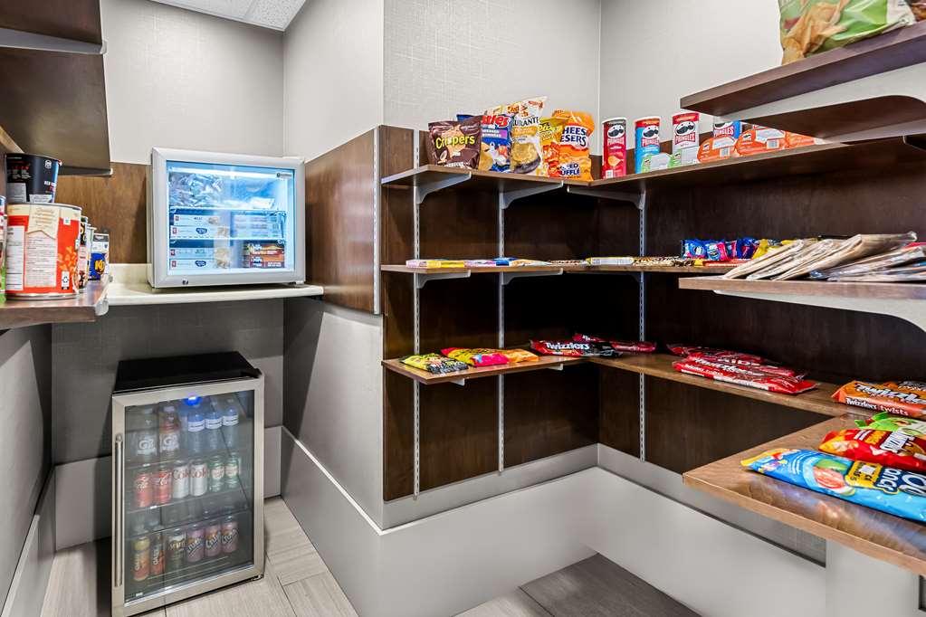 Фото Best Western Plus Airdrie Gateway