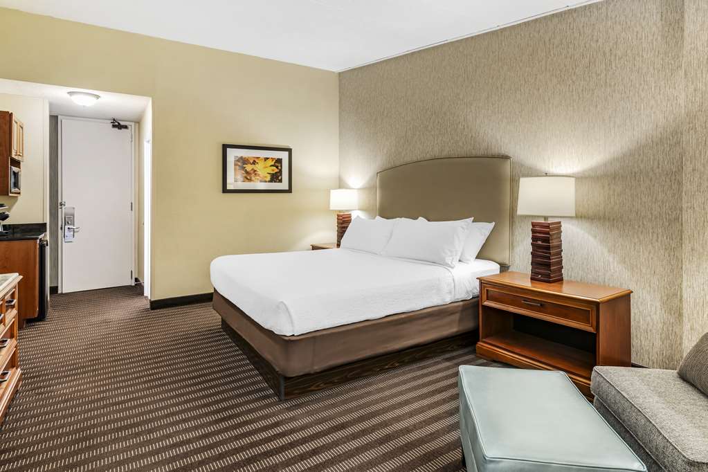 Фото Best Western Springfield Hotel