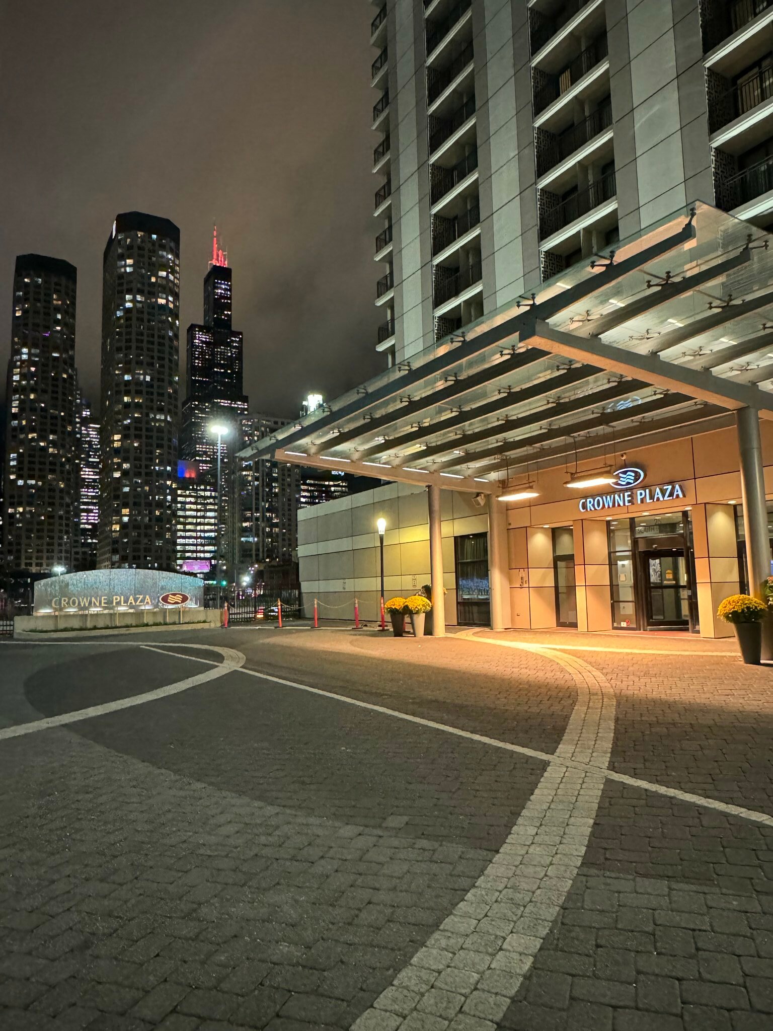 Фото Crowne Plaza Chicago West Loop, an Ihg Hotel