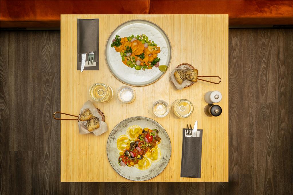 Фото Radisson Hotel Brussels Centre Midi