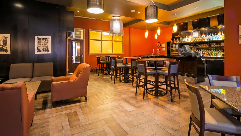 Фото Best Western Sunrise Inn & Suites