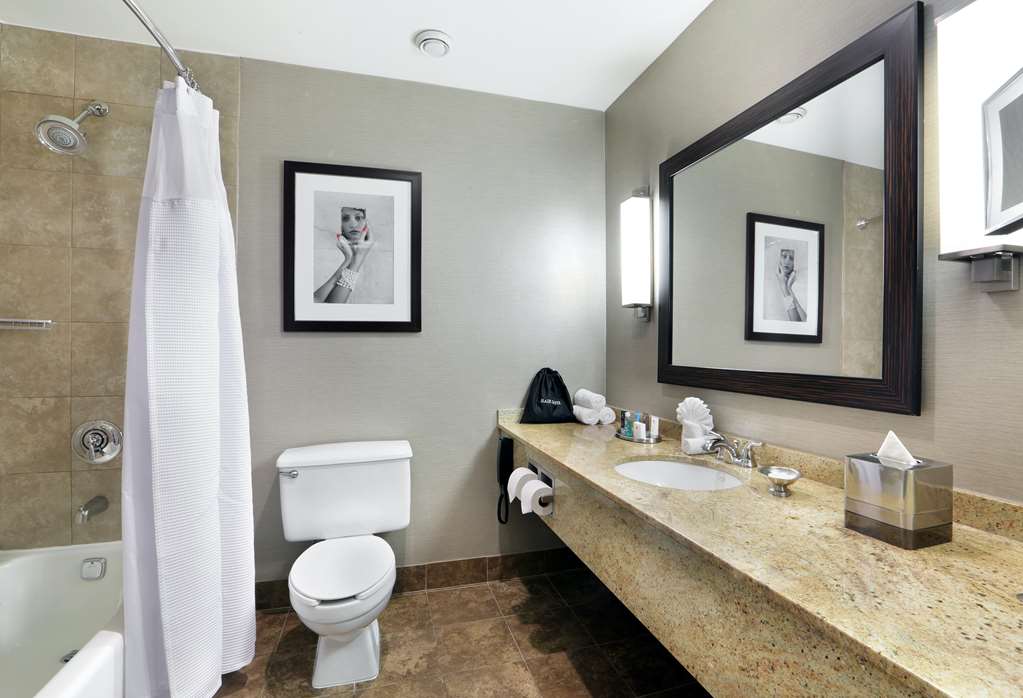 Фото The Verve Hotel Boston Natick, Tapestry Collection by Hilton
