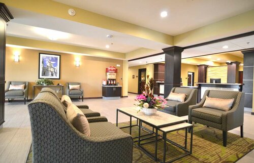 Гостиница Best Western Plus New Orleans Airport Hotel в Кеннере