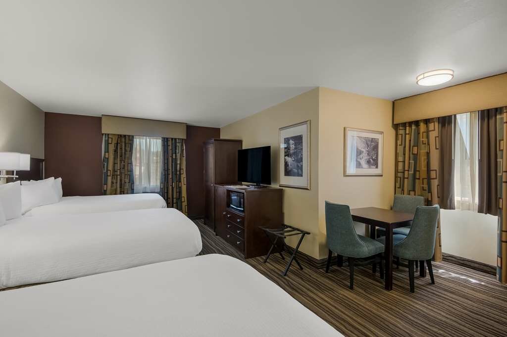 Фото Best Western Cottage Grove Inn