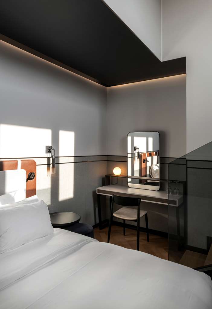 Фото Palazzo Touring Club Milan, A Radisson Collection Hotel