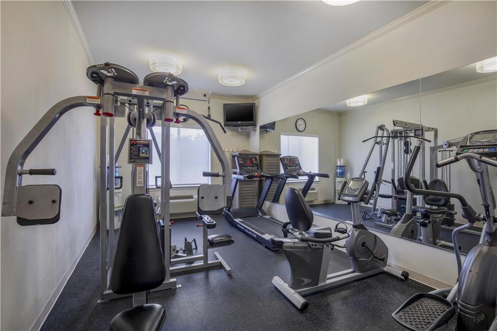 Фото Best Western Limestone Inn & Suites