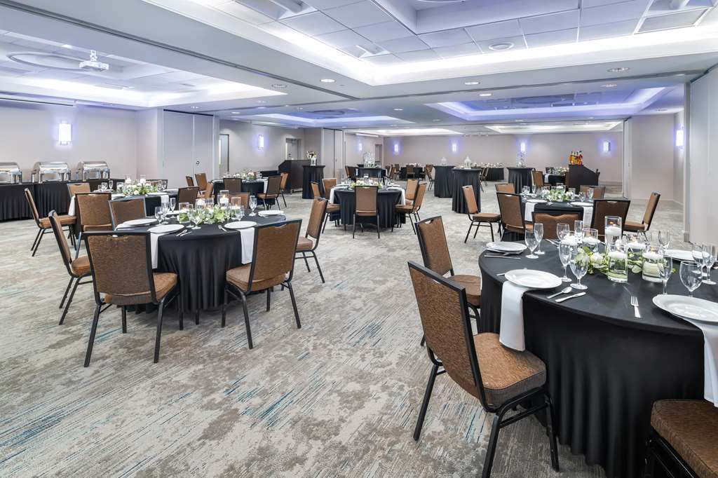 Фото Hilton Garden Inn Rockaway
