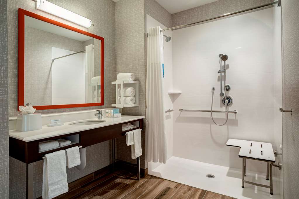 Фото Hampton Inn & Suites Indio