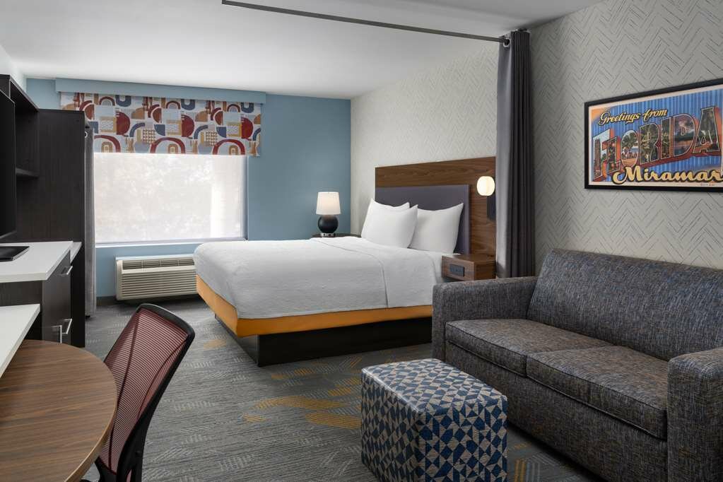 Фото Home2 Suites by Hilton Miramar Ft Lauderdale