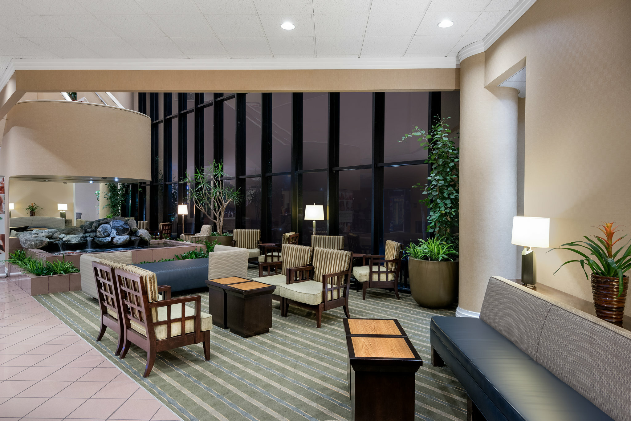 Фото Holiday Inn Los Angeles Gateway - Torrance, an Ihg Hotel