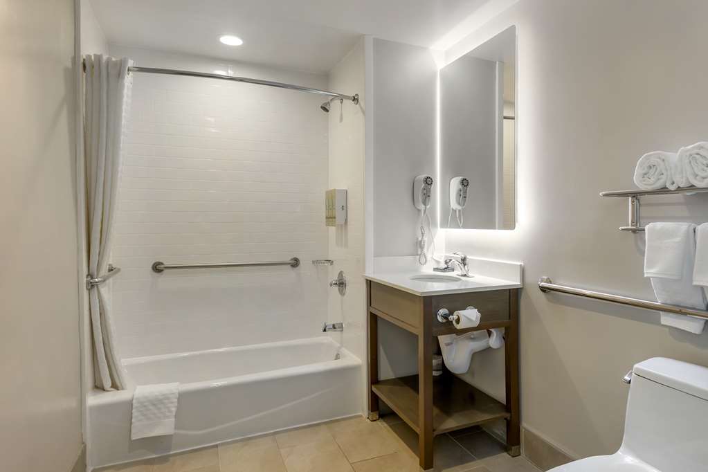 Фото Best Western Brooklyn-Coney Island Inn