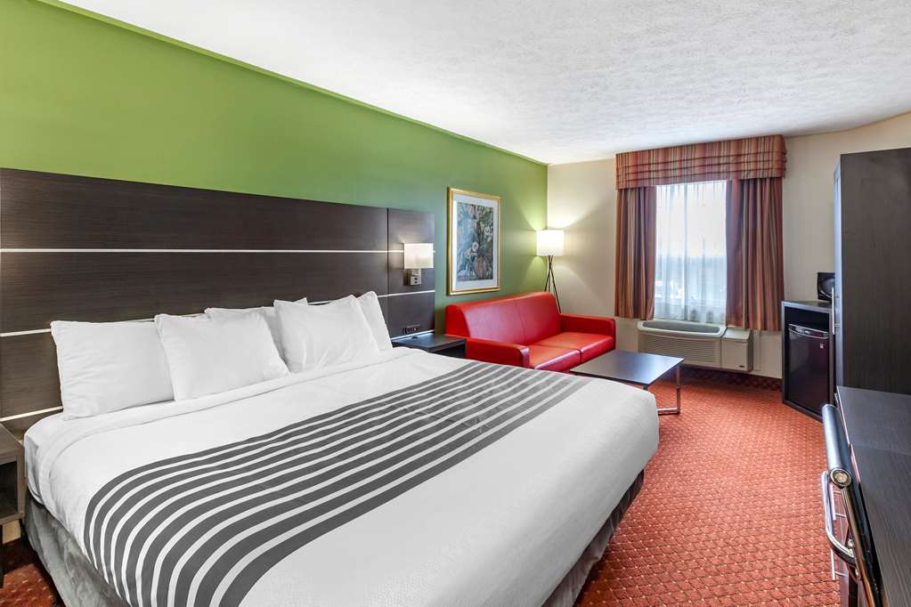 Фото SureStay Plus Hotel by Best Western Kincardine
