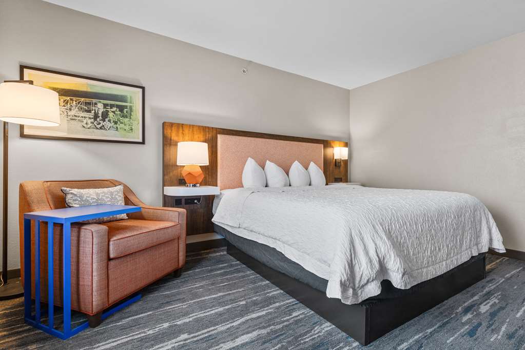 Фото Hampton Inn & Suites Selma-San Antonio-Randolph Afb Texas