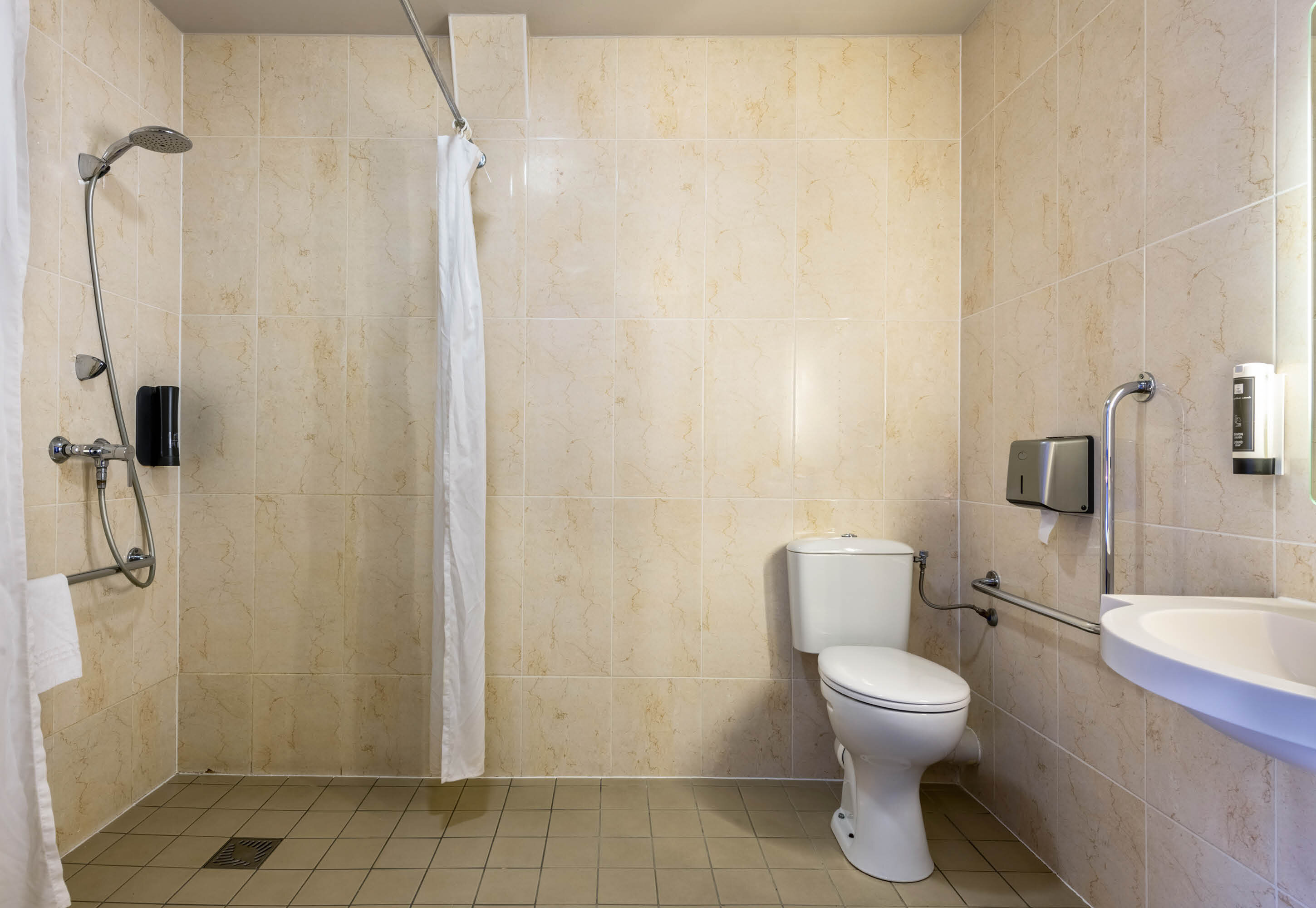 Фото B&b Hotel Brest Port du Moulin Blanc