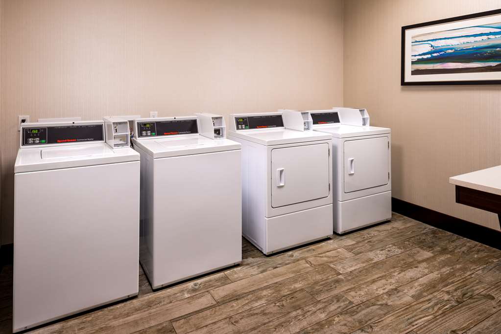 Фото Homewood Suites by Hilton Grand Rapids Downtown
