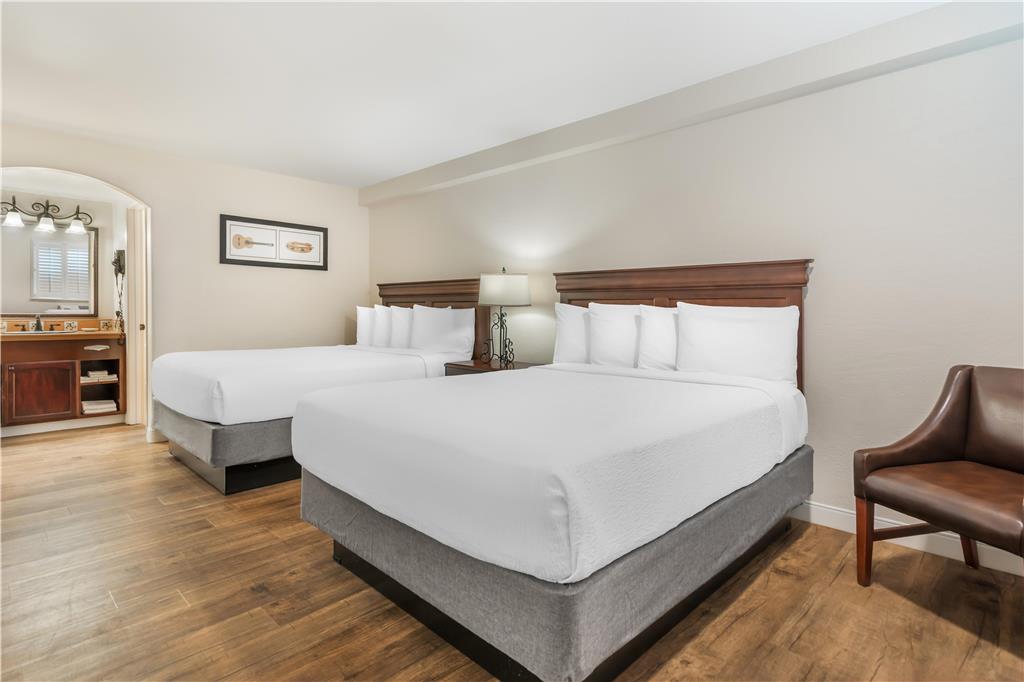 Фото Best Western Rose Garden Inn