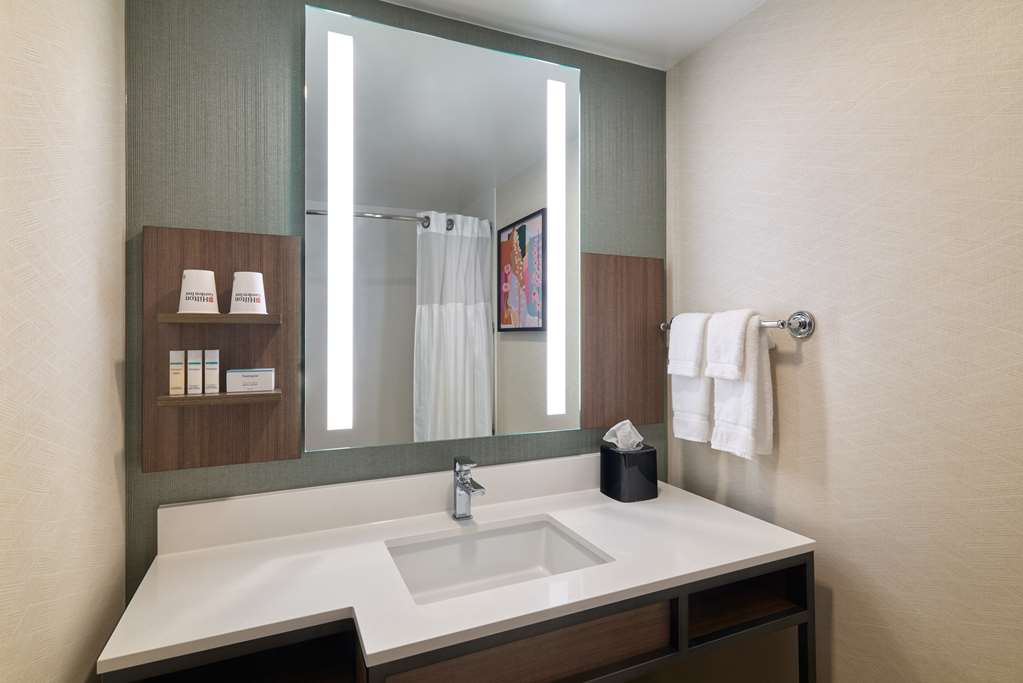 Фото Hilton Garden Inn Bloomington
