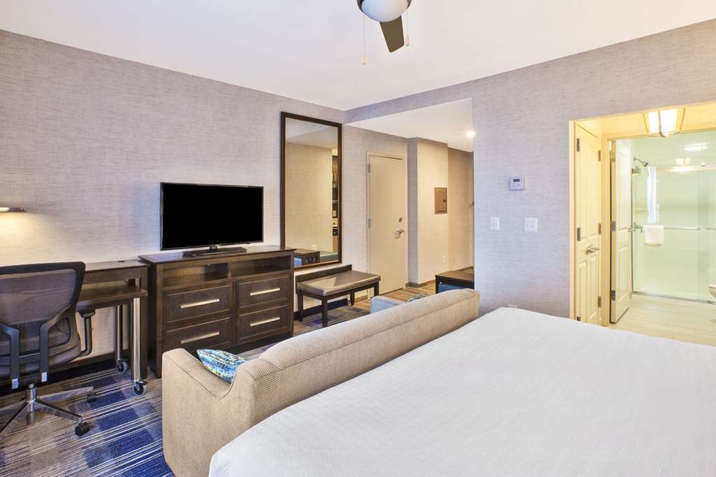 Фото Homewood Suites by Hilton Arlington Rosslyn Key Bridge