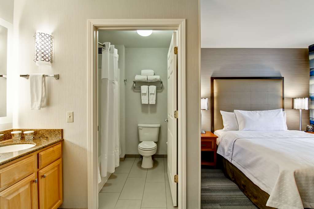 Фото Homewood Suites by Hilton Stratford