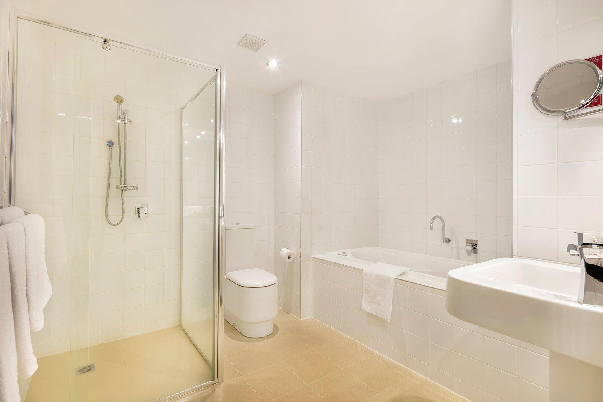Фото Crowne Plaza Canberra