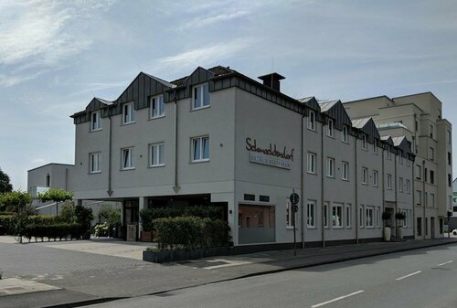 Гостиница Hotel und Restaurant Schmachtendorf в Ботропе
