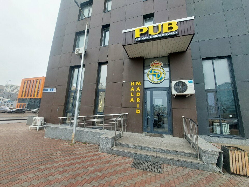 Bar, pub Hala Madrid Pub, Astana, photo