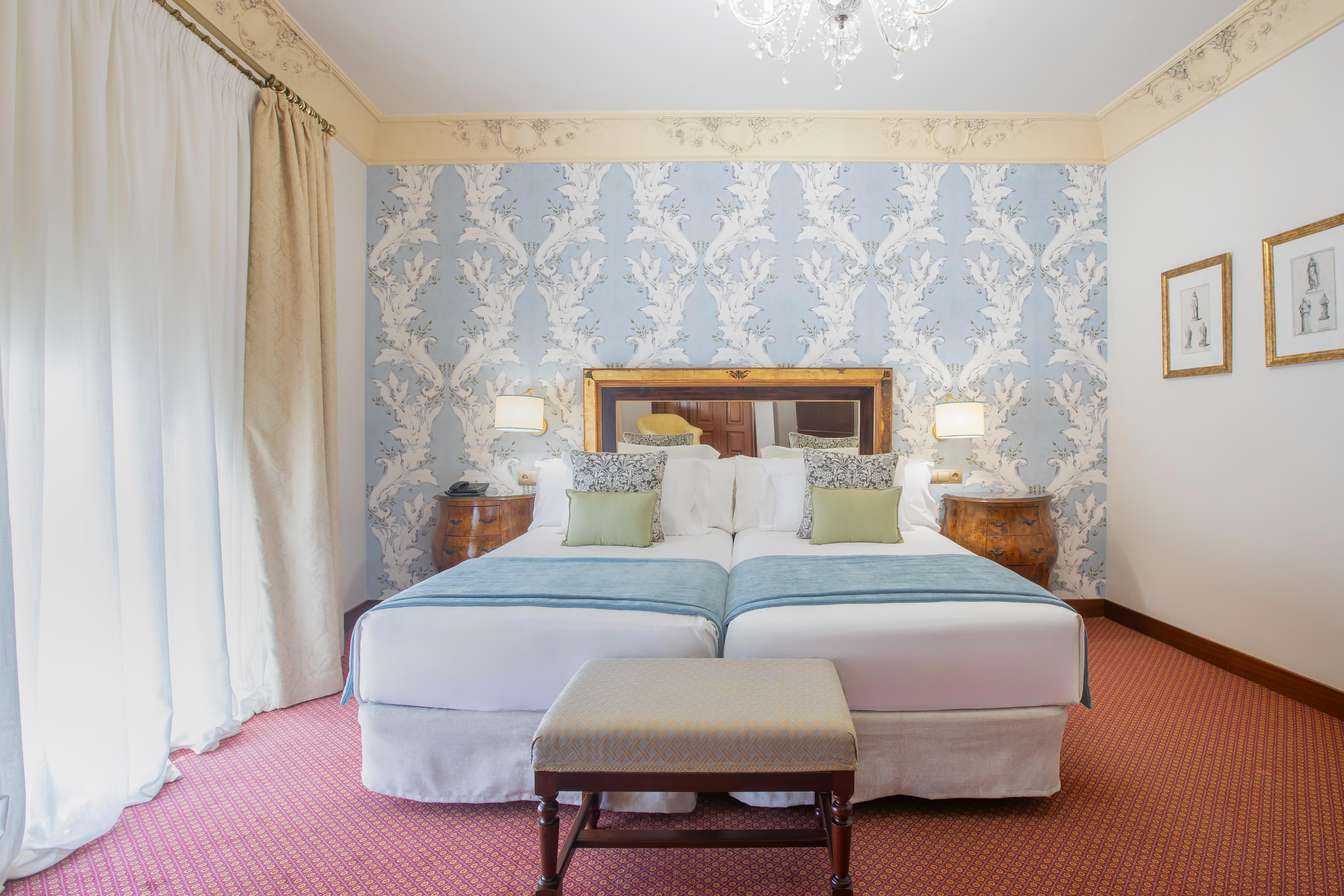 Фото Hotel Duques de Medinaceli