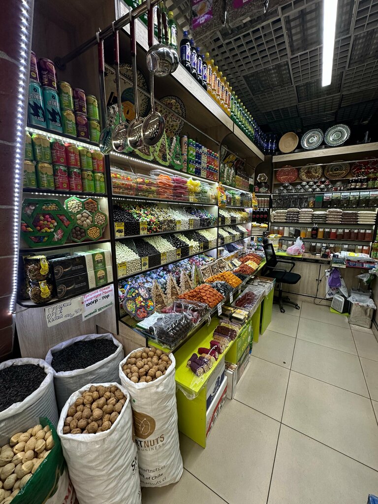 Nuts, snacks, dried fruits Мир орехов, Vladimir, photo