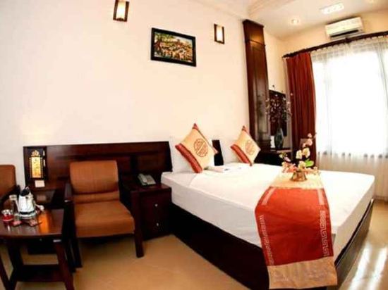 Фото Hanoi Street Hotel