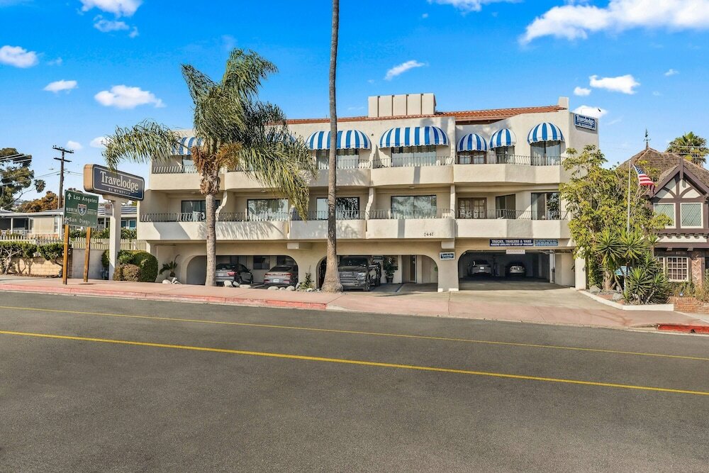 Фото Travelodge by Wyndham San Clemente Beach
