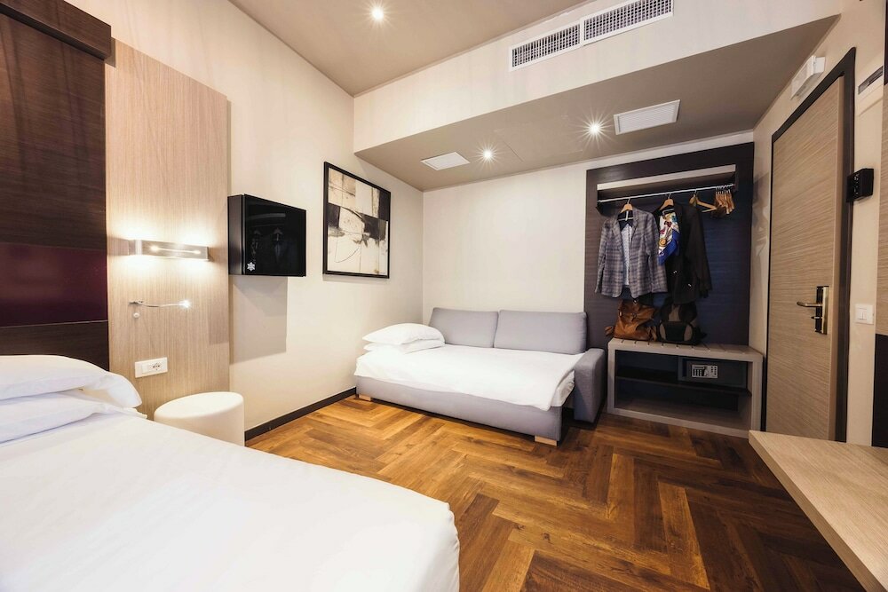 Фото Genius Hotel Downtown