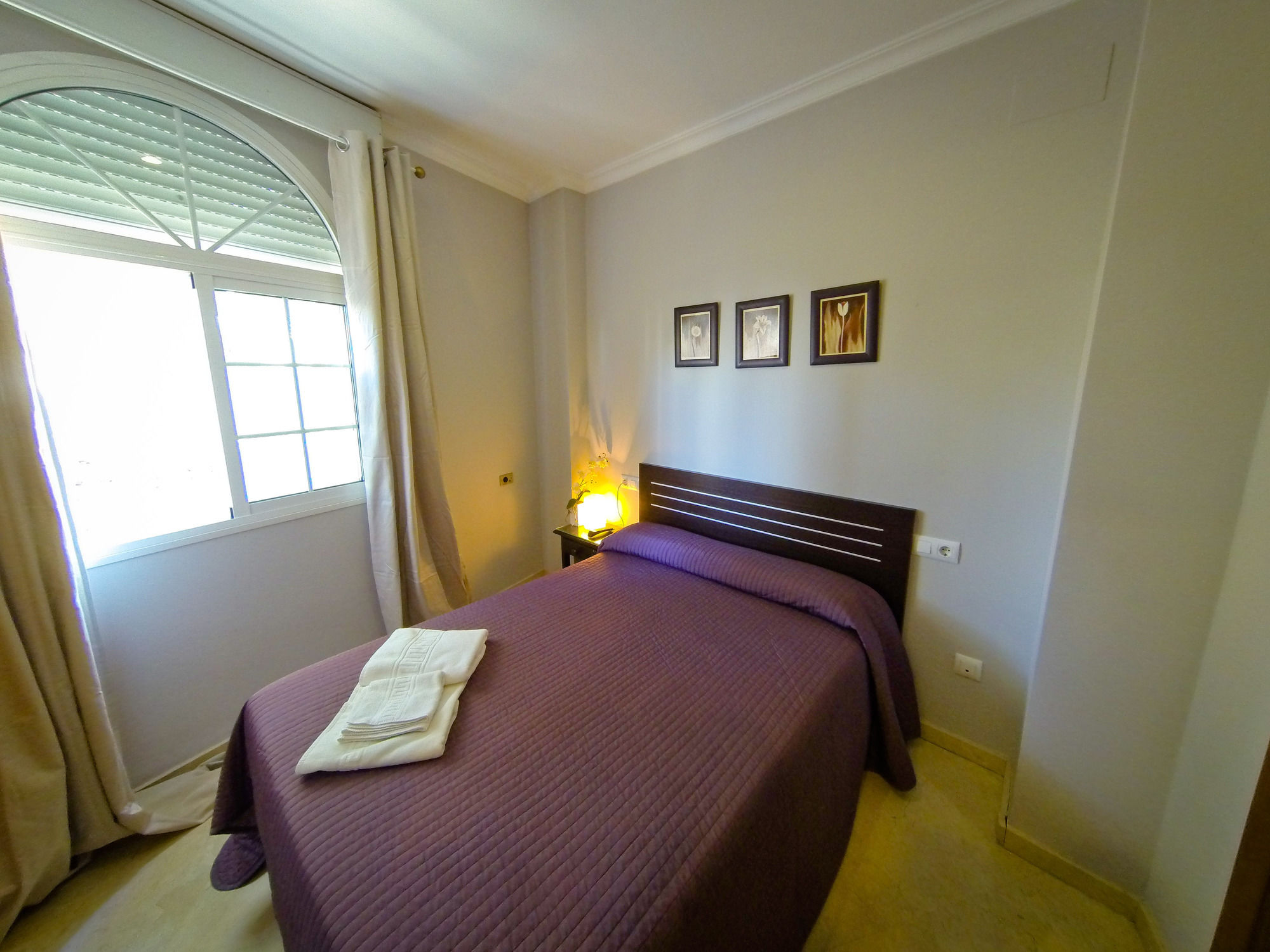 Фото Hostal La Muralla