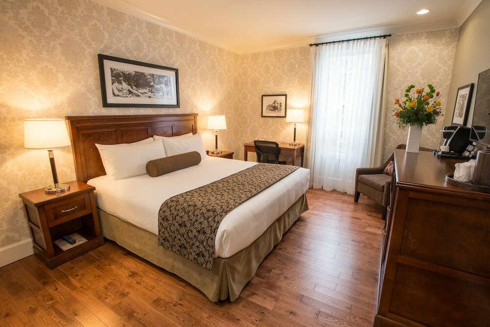 Фото Hume Hotel & SPA