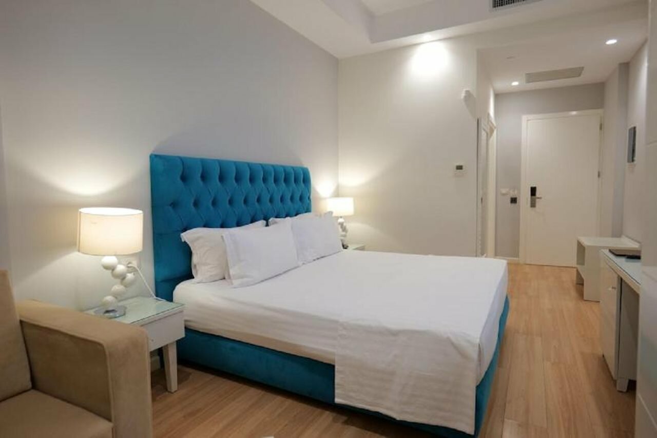 Фото Hotel Luxury