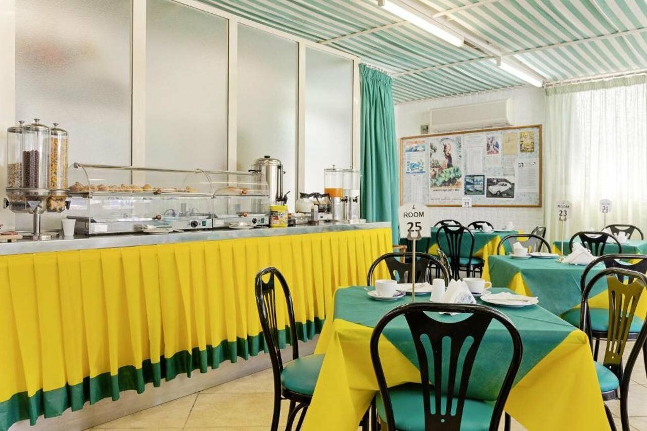 Фото Hotel Carmencita