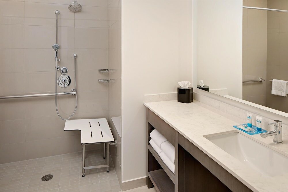 Фото Hyatt House Irvine/John Wayne Airport