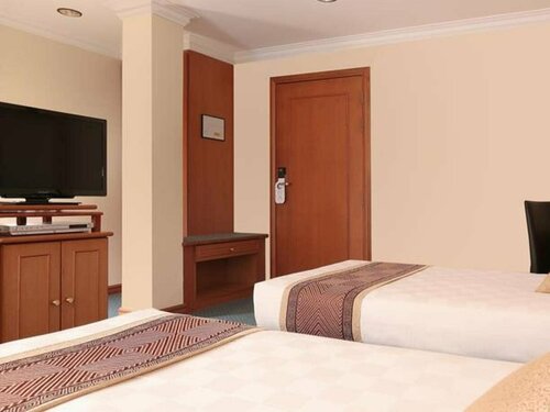 Гостиница Hotel Sentosa в Куала-Белаите