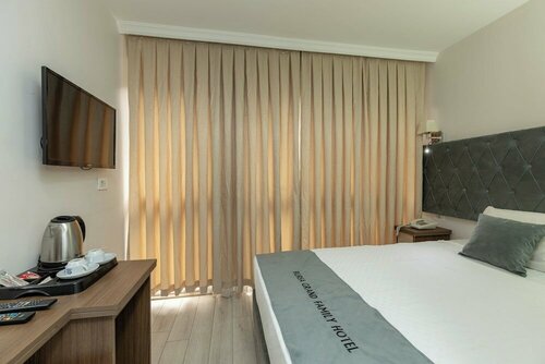 Гостиница Bursa Grand Family Hotel в Османгази