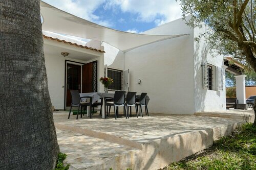 Гостиница Villa Can Carreras in Sant Joan de Labritja в Санта-Эулалия-дель-Рио