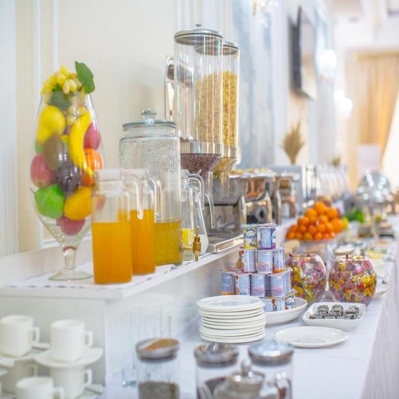 Фото Plaza Hotel