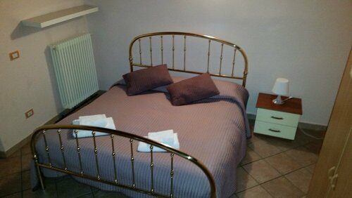 Гостиница Gira Guest House в Брунате